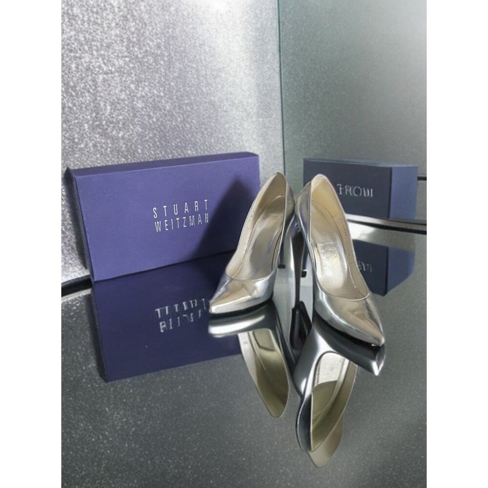 Stuart Weitzman Silver Specchio Size 7M Pumps